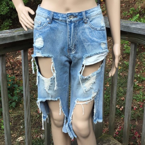 . JLUXLABEL Super Distressed Bermuda Denim Shorts - Picture 4 of 10